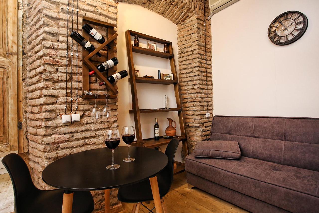 Chrono Room Tbilisi Bagian luar foto
