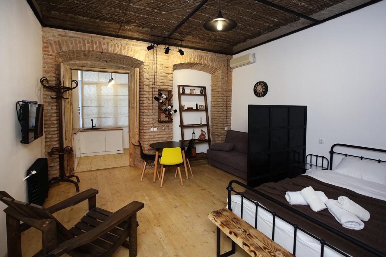 Chrono Room Tbilisi Bagian luar foto